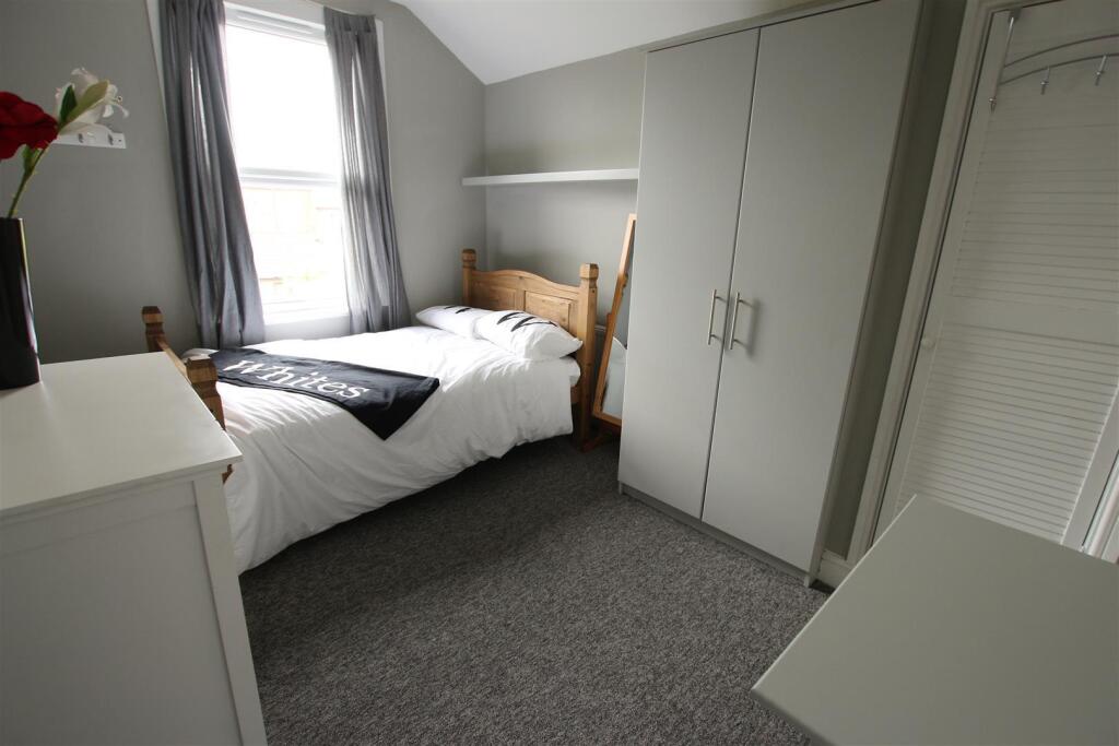 1 bed House Share for rent in Northampton. From Whites Estate Agents - Northampton