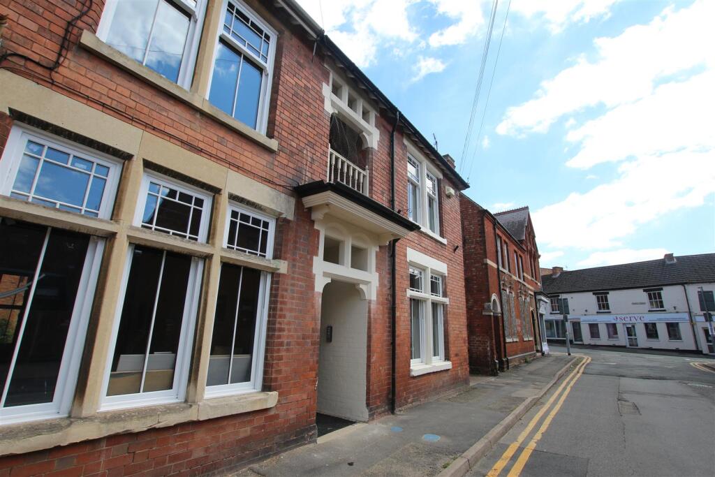 1 bed 1st Floor Flat for rent in Rushden. From Whites Estate Agents - Northampton