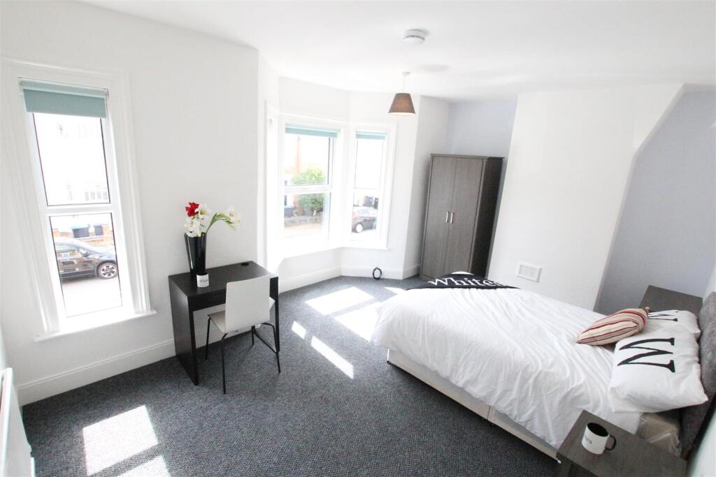 1 bed House Share for rent in Northampton. From Whites Estate Agents - Northampton