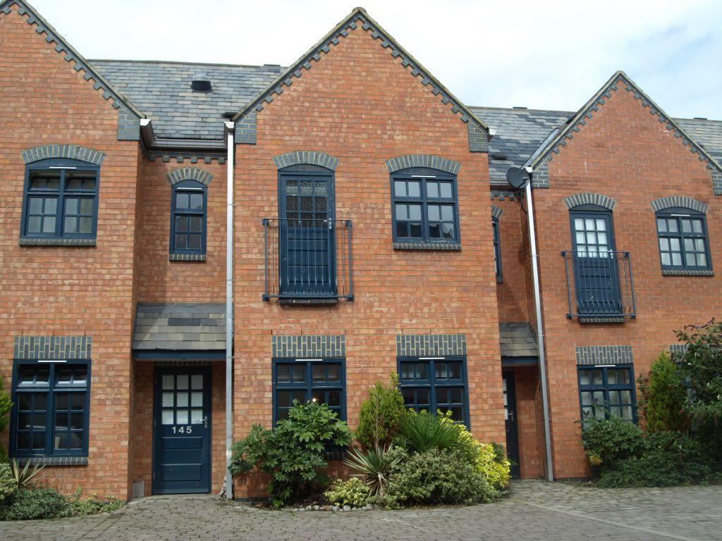 2 bed Detached for rent in Northampton. From Whites Estate Agents - Northampton