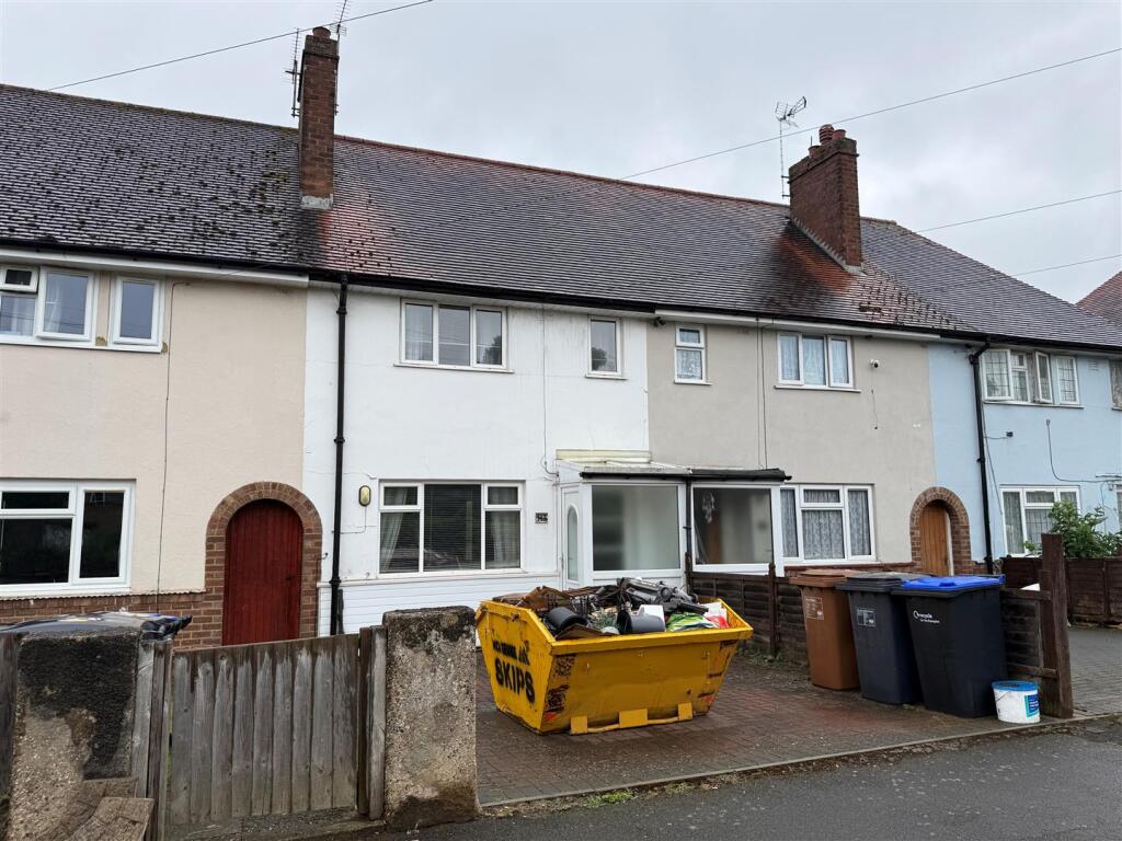 2 bed Detached for rent in Boughton. From Whites Estate Agents - Northampton