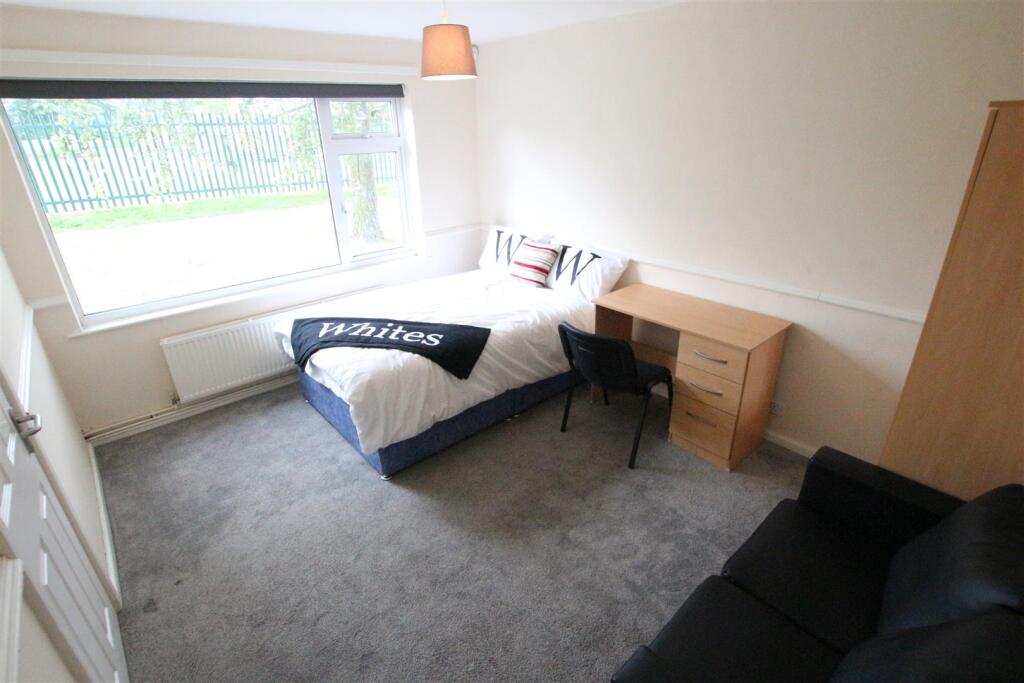 1 bed House Share for rent in Northampton. From Whites Estate Agents - Northampton