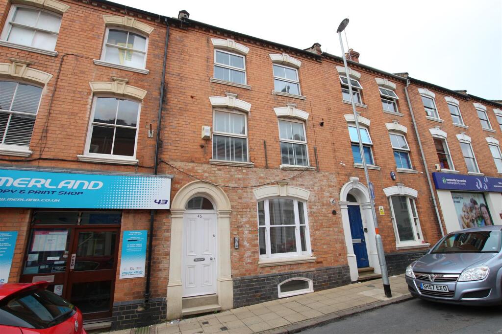 2 bed 1st Floor Flat for rent in Northampton. From Whites Estate Agents - Northampton 2 bed 1st Floor Flat for rent in Northampton. From Whites Estate Agents - Northampton