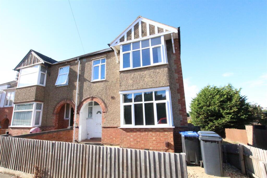 1 bed House Share for rent in Collingtree. From Whites Estate Agents - Northampton