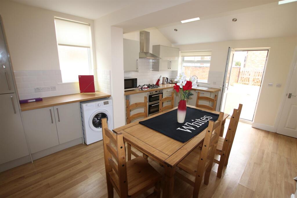 1 bed House Share for rent in Northampton. From Whites Estate Agents - Northampton