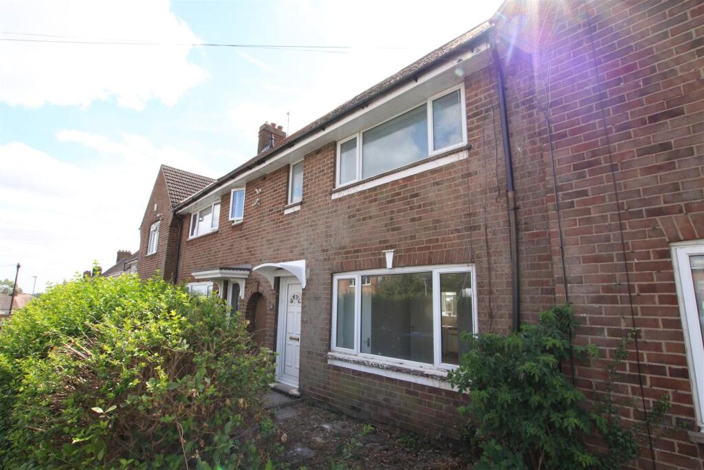 2 bed Detached for rent in Boughton. From Whites Estate Agents - Northampton