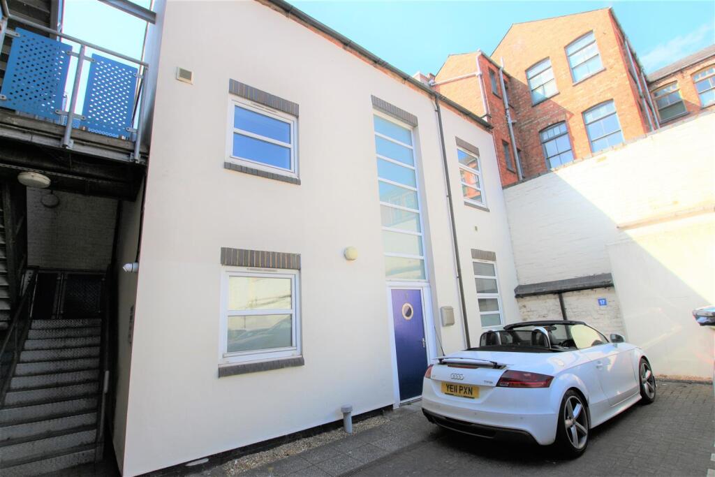 2 bed Detached for rent in Northampton. From Whites Estate Agents - Northampton