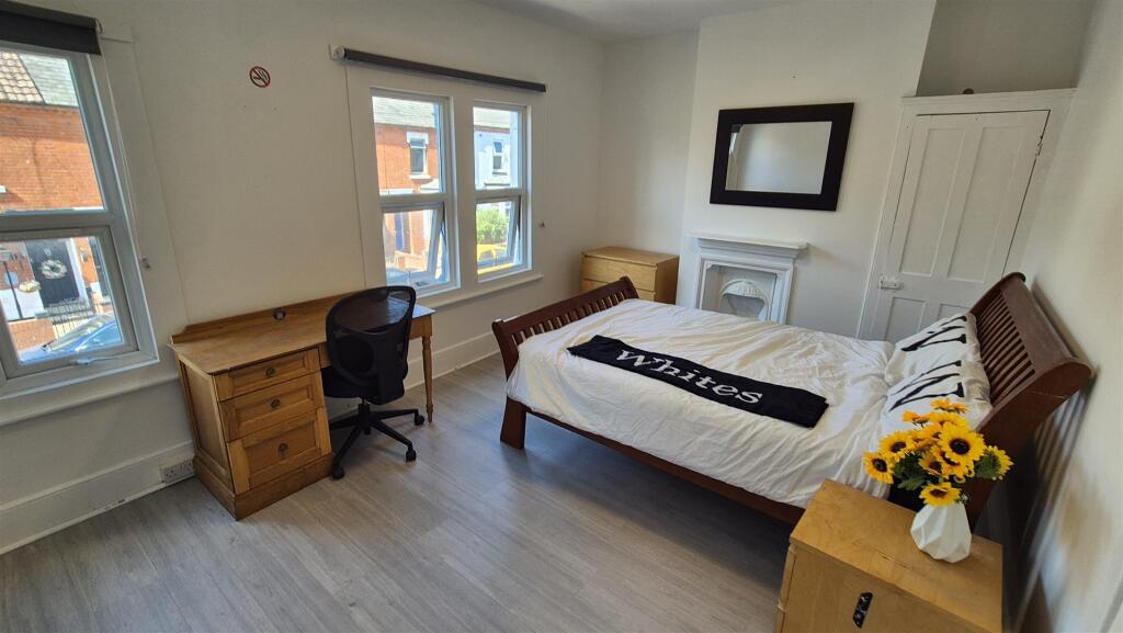 1 bed House Share for rent in Boughton. From Whites Estate Agents - Northampton