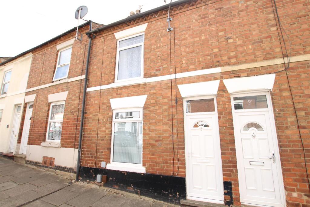 2 bed Detached for rent in Northampton. From Whites Estate Agents - Northampton