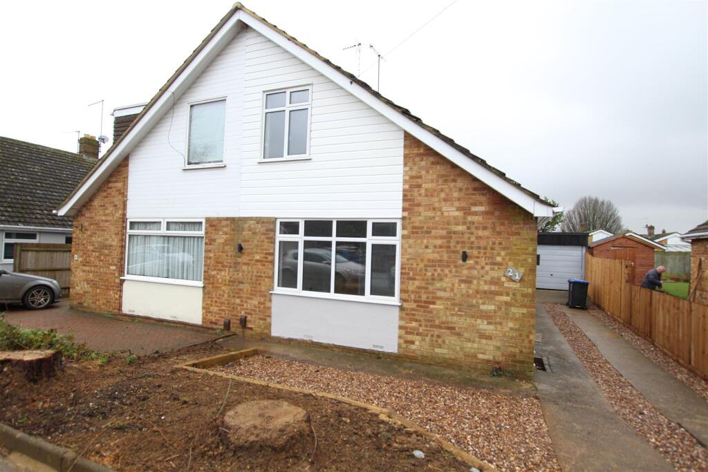 3 bed Detached for rent in Northampton. From Whites Estate Agents - Northampton