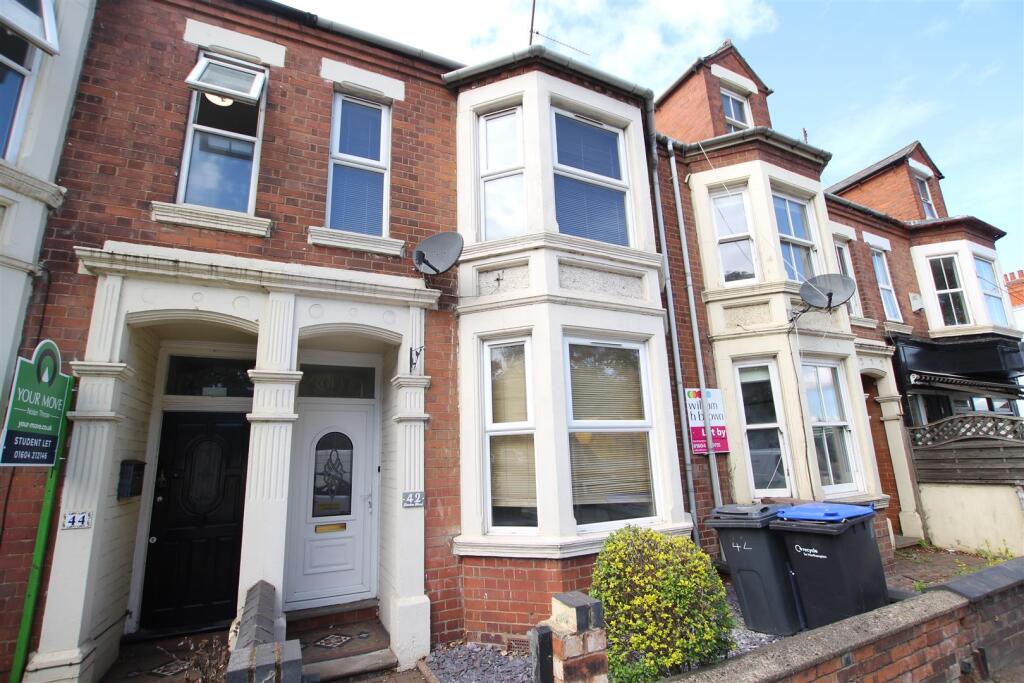 3 bed Detached for rent in Northampton. From Whites Estate Agents - Northampton