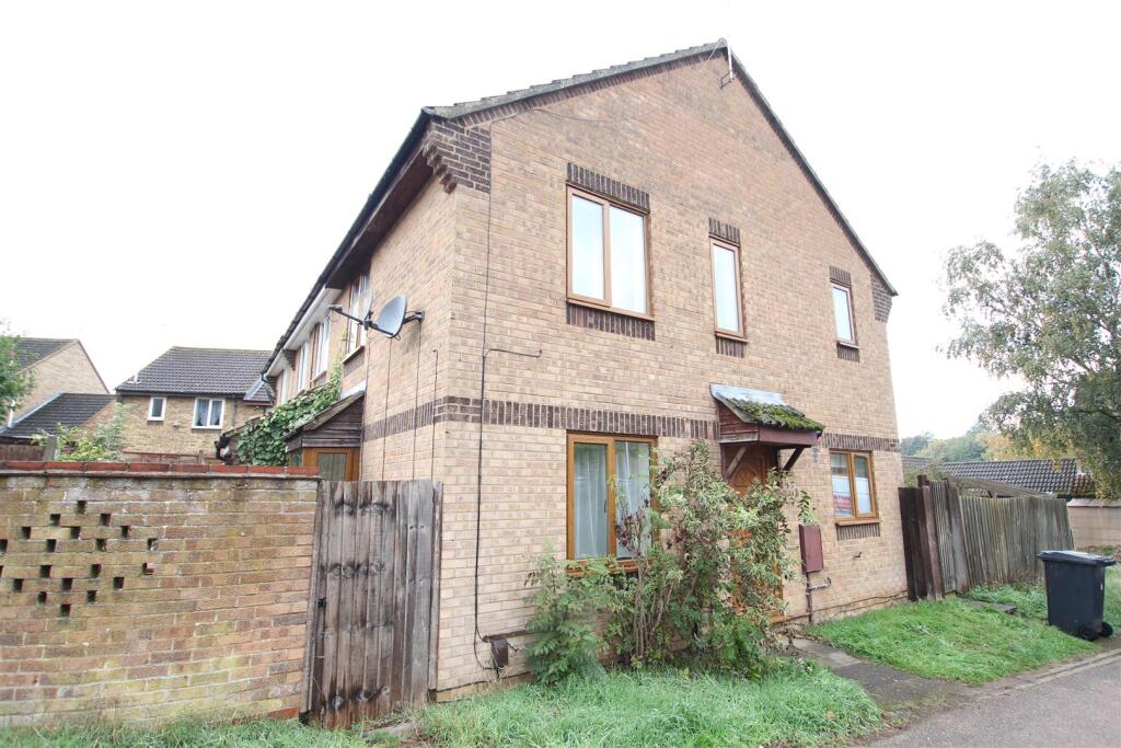 3 bed Semi Detached for rent in Northampton. From Whites Estate Agents - Northampton 3 bed Semi Detached for rent in Northampton. From Whites Estate Agents - Northampton