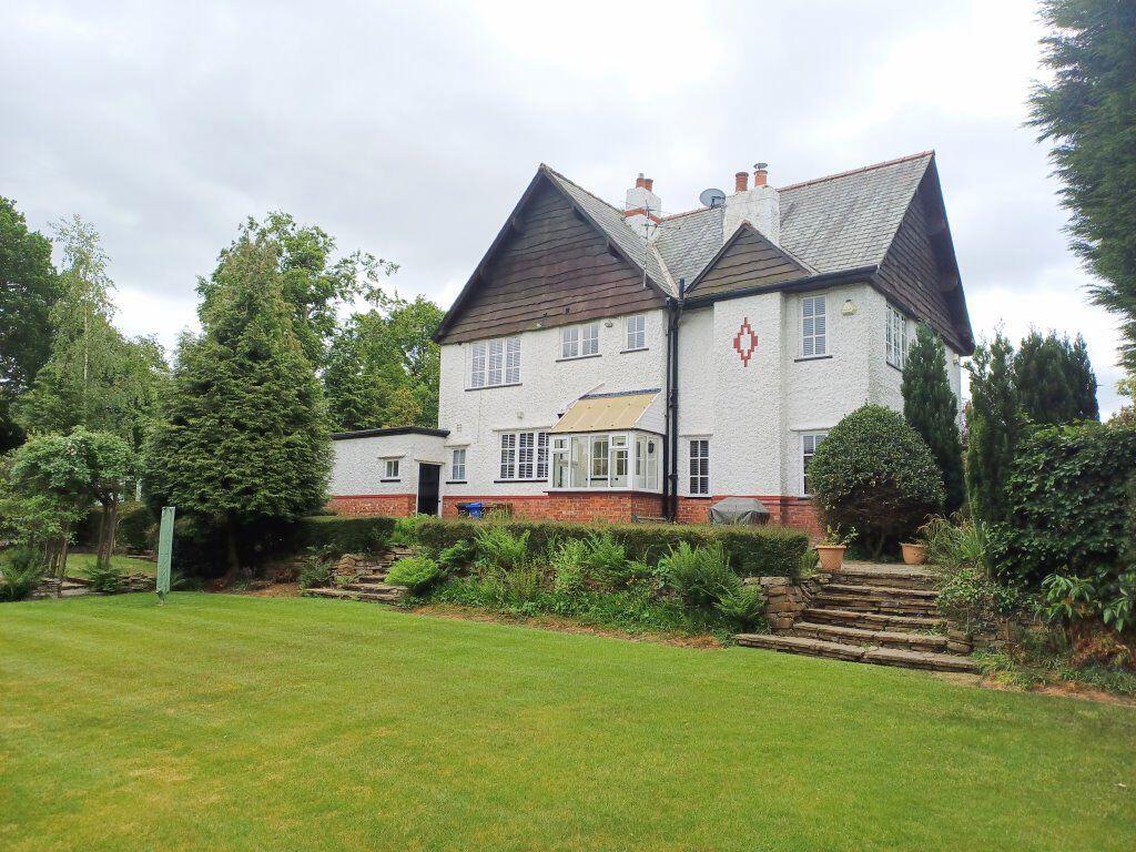 4 bed Semi Detached for rent in Bramhall. From Rooftops Letting & Management Ltd - Wilmslow