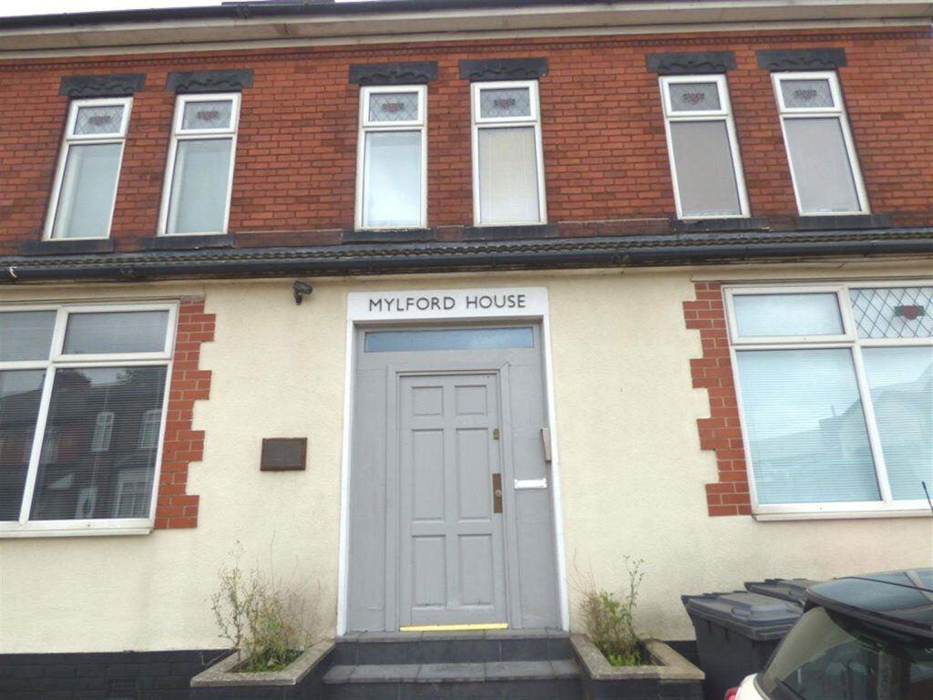 1 bed Apartment for rent in Irlam. From Rooftops Letting & Management Ltd - Wilmslow