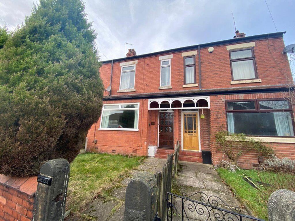 3 bed Mid Terraced House for rent in Hale. From Rooftops Letting & Management Ltd - Wilmslow
