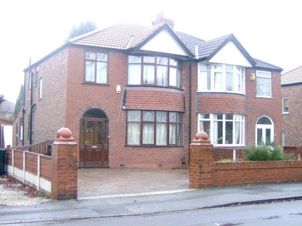 3 bed Semi Detached for rent in Sale. From Rooftops Letting & Management Ltd - Wilmslow