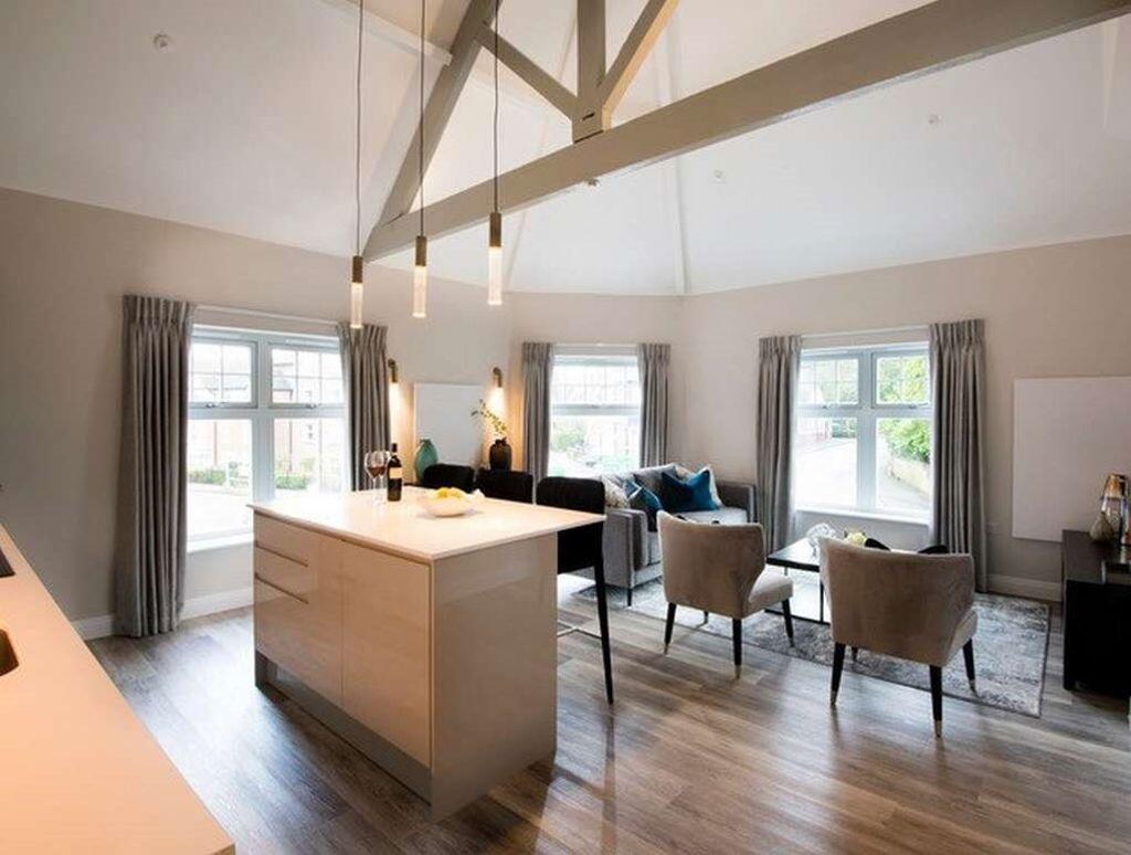 2 bed Apartment for rent in Alderley Edge. From Rooftops Letting & Management Ltd - Wilmslow