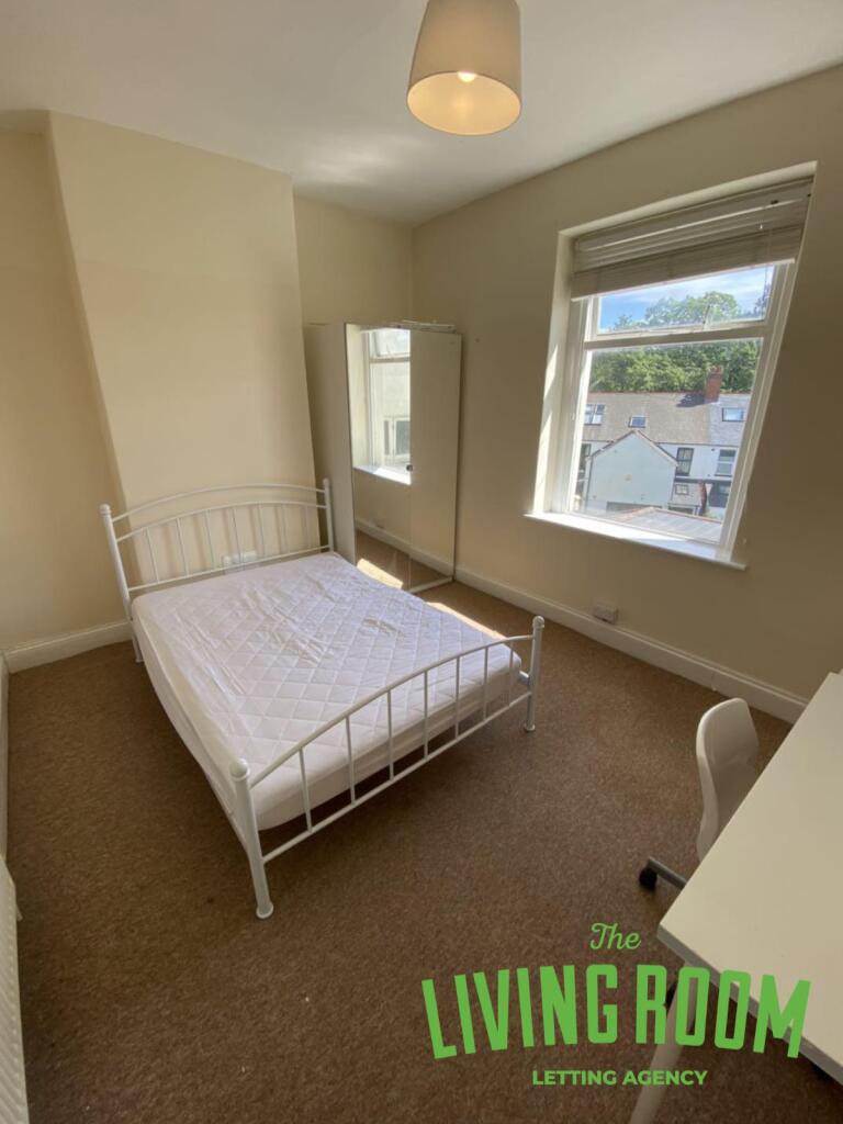 8 bed House Share for rent in Cardiff. From The Living Room Letting Agency - Cardiff