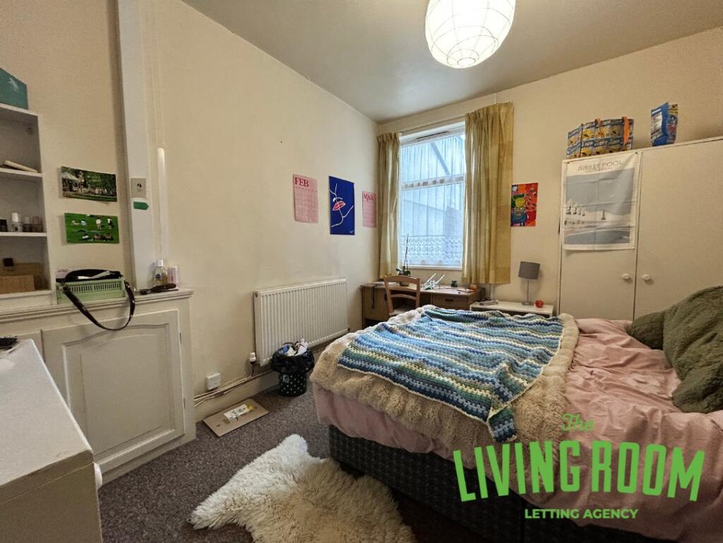 5 bed Detached for rent in Cardiff. From The Living Room Letting Agency - Cardiff