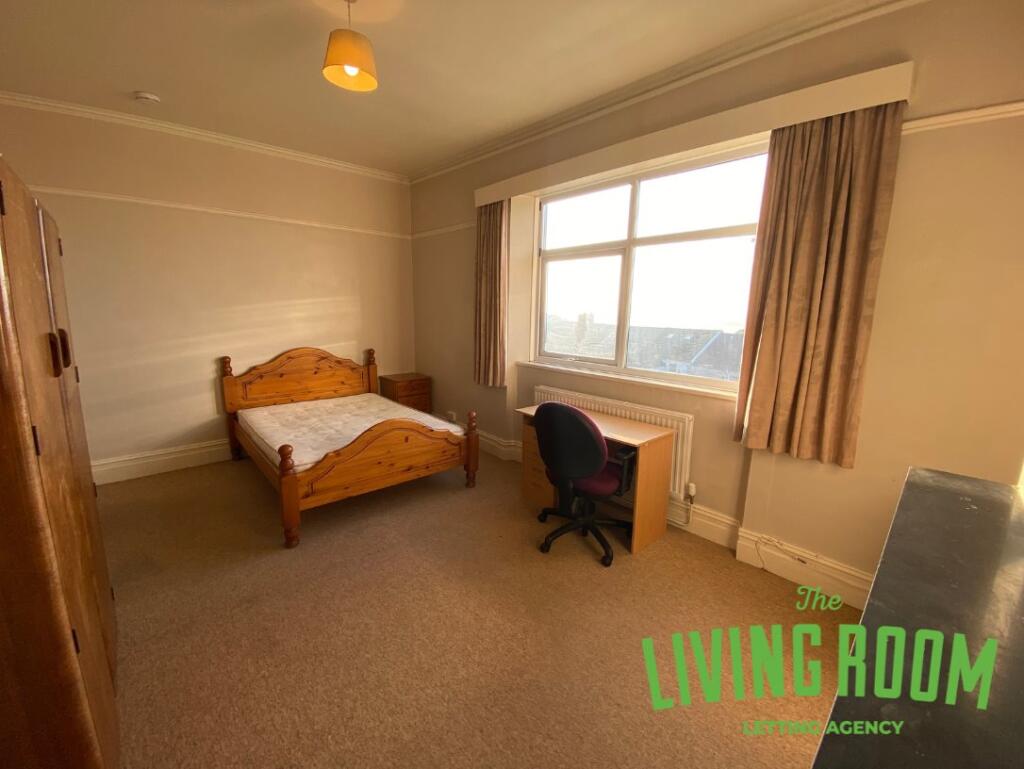 4 bed Detached for rent in Swansea. From The Living Room Letting Agency - Cardiff