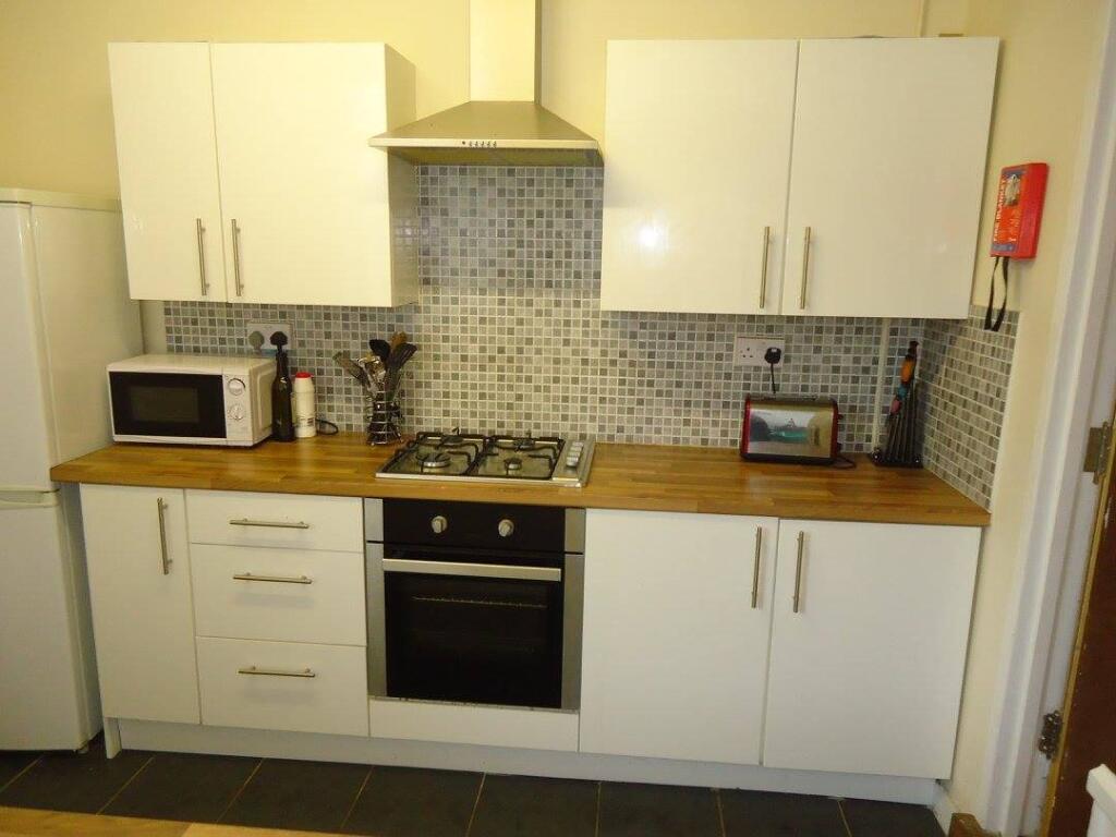 4 bed Detached for rent in Cardiff. From The Living Room Letting Agency - Cardiff 4 bed Detached for rent in Cardiff. From The Living Room Letting Agency - Cardiff