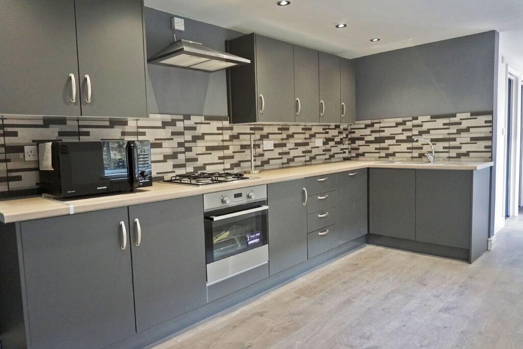 6 bed House Share for rent in Cardiff. From The Living Room Letting Agency - Cardiff