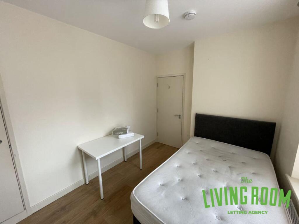 8 bed House Share for rent in Cardiff. From The Living Room Letting Agency - Cardiff