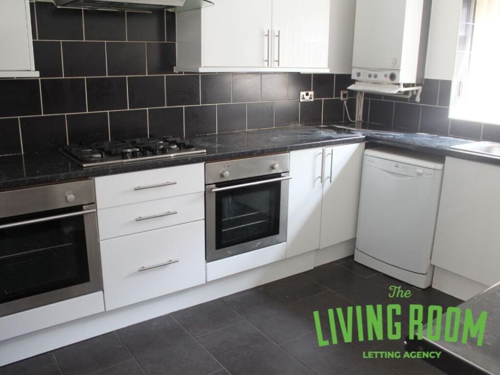 6 bed Detached for rent in Cardiff. From The Living Room Letting Agency - Cardiff 6 bed Detached for rent in Cardiff. From The Living Room Letting Agency - Cardiff