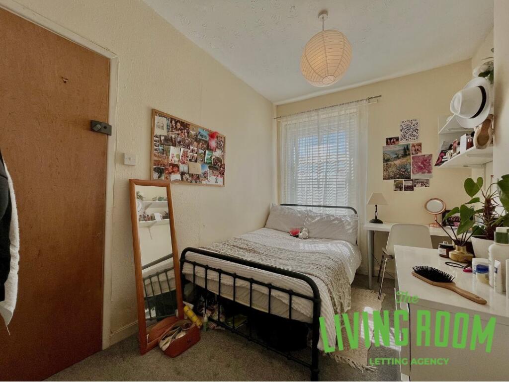 5 bed Detached for rent in Cardiff. From The Living Room Letting Agency - Cardiff 5 bed Detached for rent in Cardiff. From The Living Room Letting Agency - Cardiff