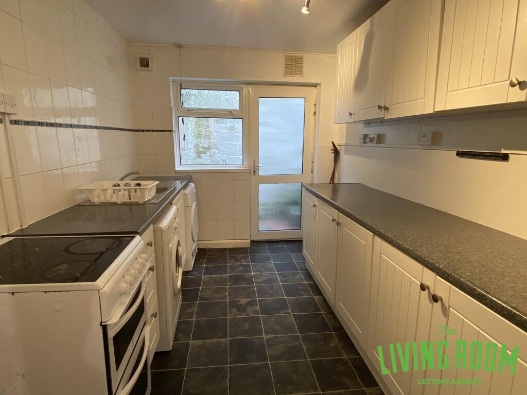 3 bed Detached for rent in Swansea. From The Living Room Letting Agency - Cardiff 3 bed Detached for rent in Swansea. From The Living Room Letting Agency - Cardiff