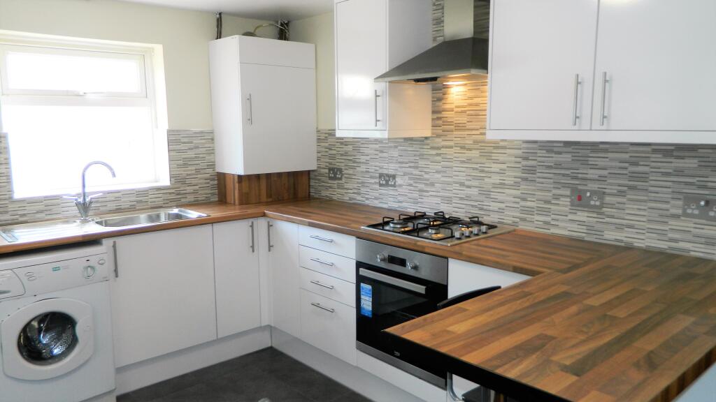 5 bed Detached for rent in Cardiff. From The Living Room Letting Agency - Cardiff 5 bed Detached for rent in Cardiff. From The Living Room Letting Agency - Cardiff