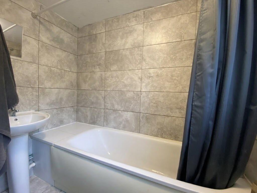 4 bed Detached for rent in Cardiff. From The Living Room Letting Agency - Cardiff 4 bed Detached for rent in Cardiff. From The Living Room Letting Agency - Cardiff