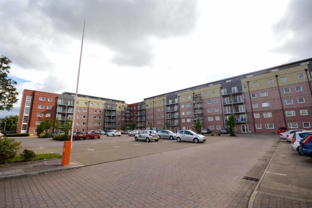 2 bed Apartment for rent in Ince-in-Makerfield. From Sapphire Homes - Wigan