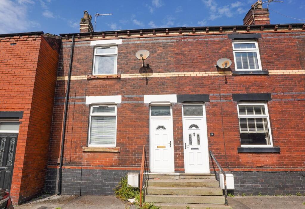 3 bed Mid Terraced House for rent in Crooke. From Sapphire Homes - Wigan