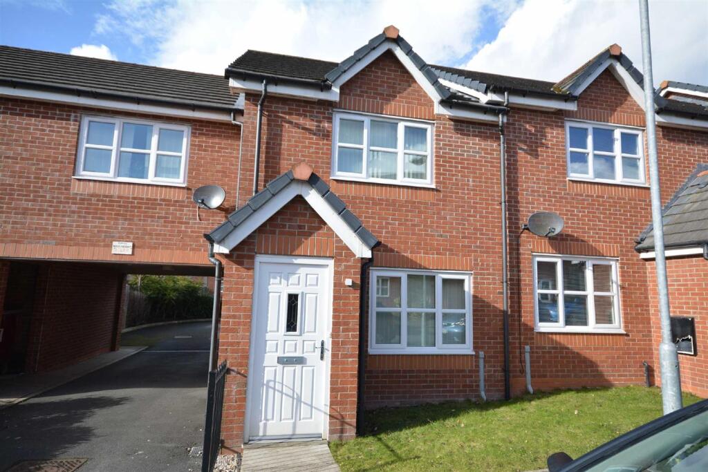 2 bed Mews for rent in Abram. From Sapphire Homes - Wigan