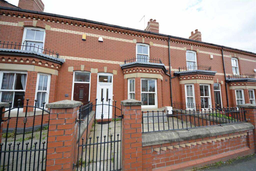 3 bed Mid Terraced House for rent in Crooke. From Sapphire Homes - Wigan 3 bed Mid Terraced House for rent in Crooke. From Sapphire Homes - Wigan