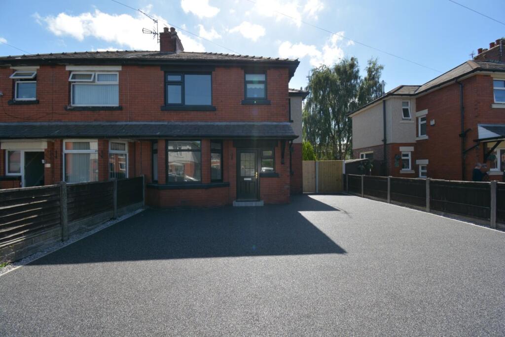 3 bed Semi Detached for rent in Ince-in-Makerfield. From Sapphire Homes - Wigan