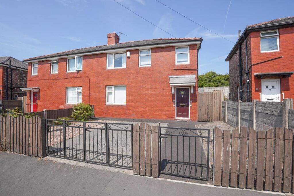 3 bed Semi Detached for rent in Crooke. From Sapphire Homes - Wigan