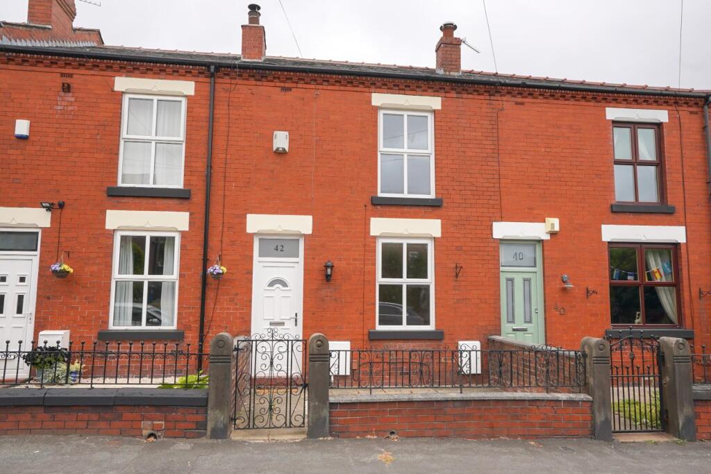 2 bed Mid Terraced House for rent in Longshaw. From Sapphire Homes - Wigan