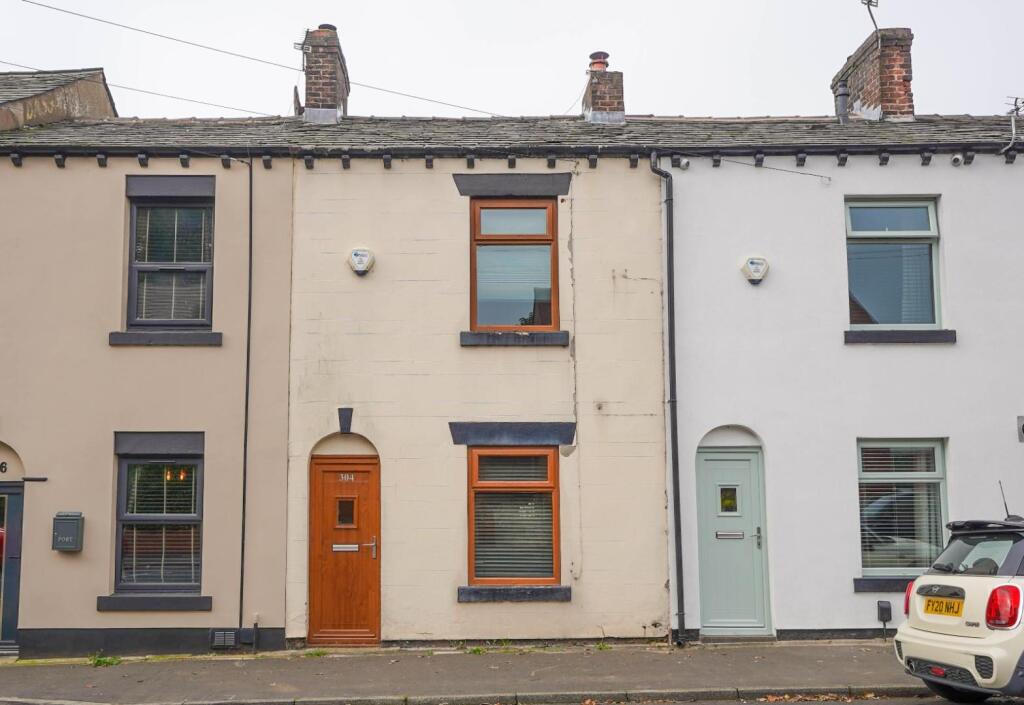 2 bed Mid Terraced House for rent in Blackrod. From Sapphire Homes - Wigan