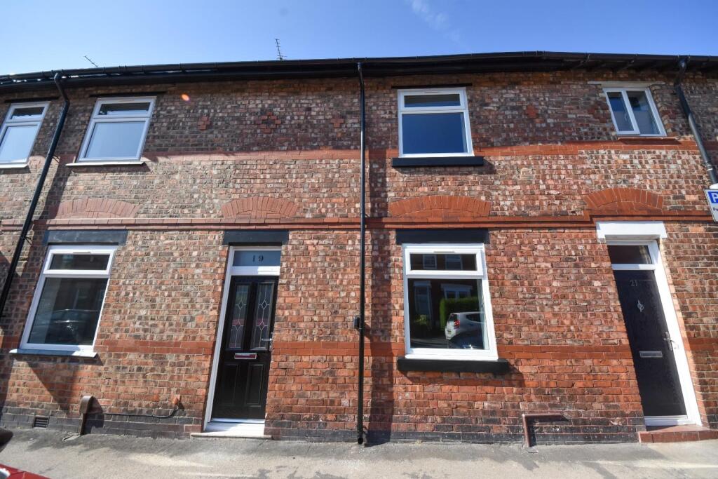3 bed Mid Terraced House for rent in Wigan. From Sapphire Homes - Wigan 3 bed Mid Terraced House for rent in Wigan. From Sapphire Homes - Wigan