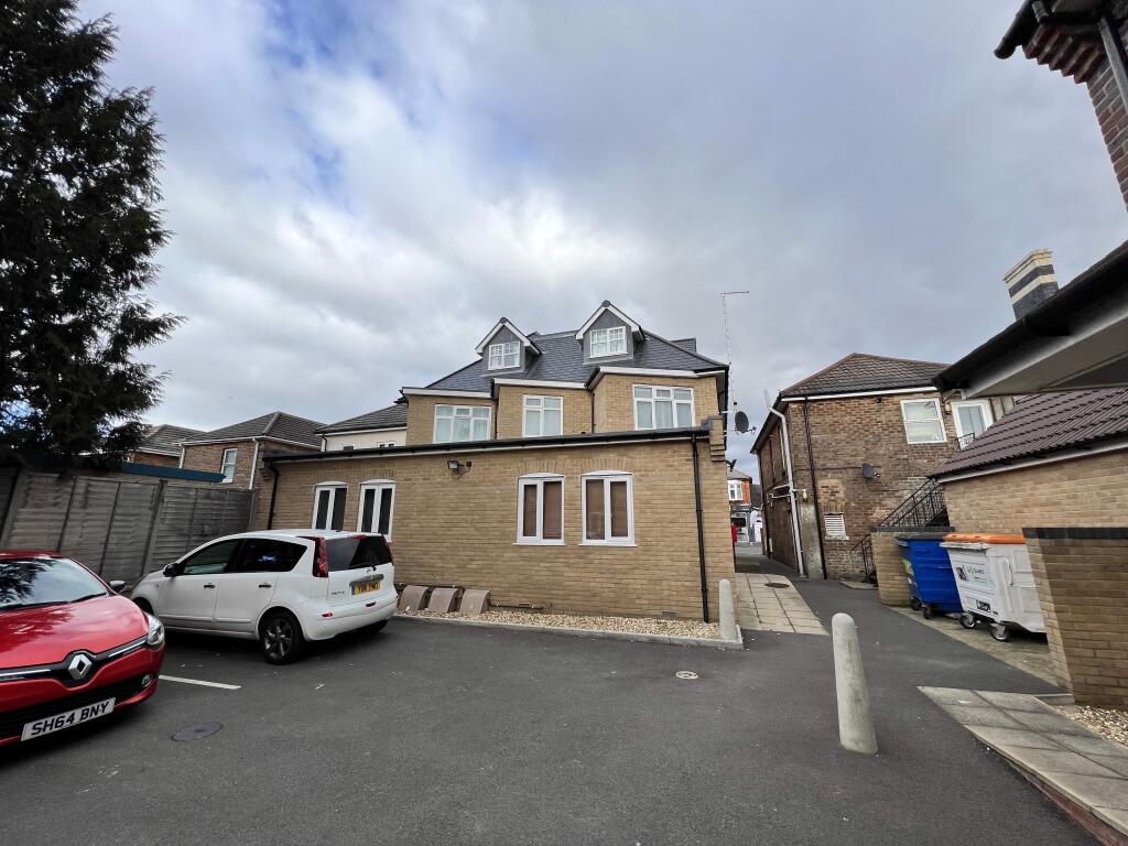1 bed House (unspecified) for rent in Bournemouth. From Wren Lettings - Bournemouth