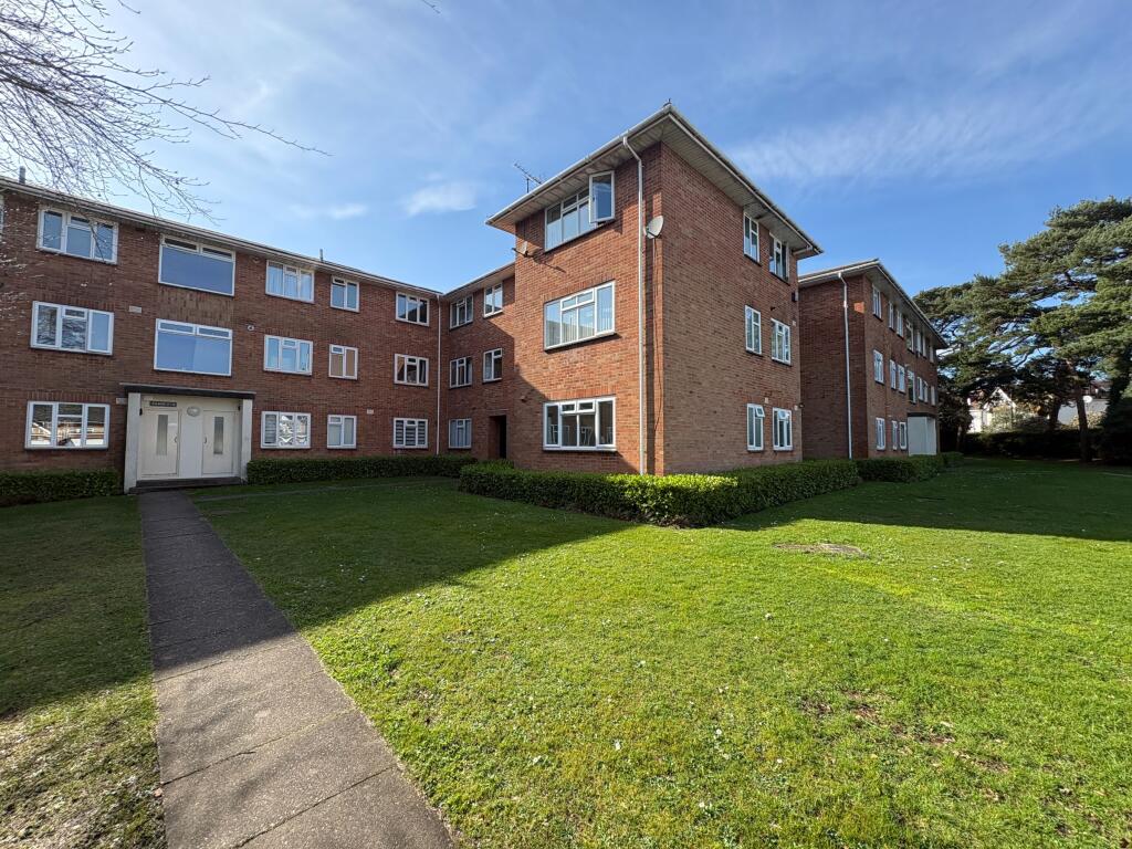 2 bed 1st Floor Flat for rent in Bournemouth. From Wren Lettings - Bournemouth