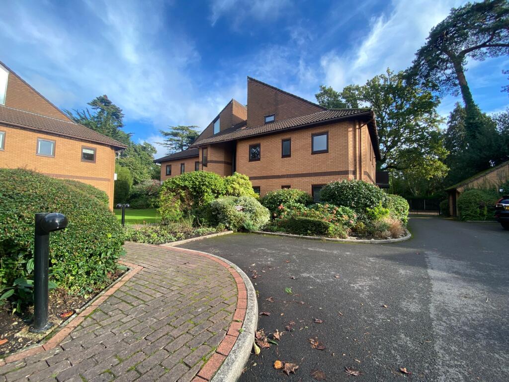2 bed 1st Floor Flat for rent in Bournemouth. From Wren Lettings - Bournemouth
