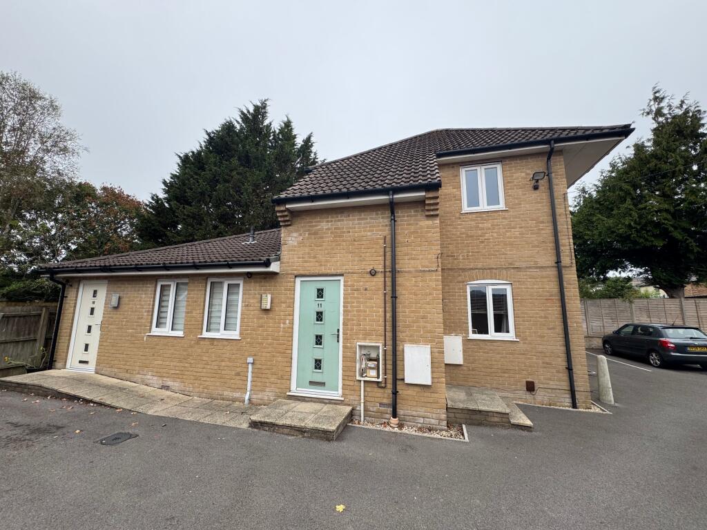 2 bed 1st Floor Flat for rent in Bournemouth. From Wren Lettings - Bournemouth