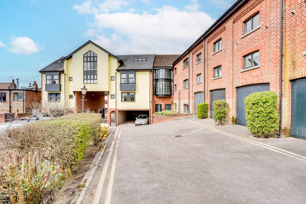2 bed Apartment for rent in Bishop's Stortford. From Wright & Co - Sawbridgeworth