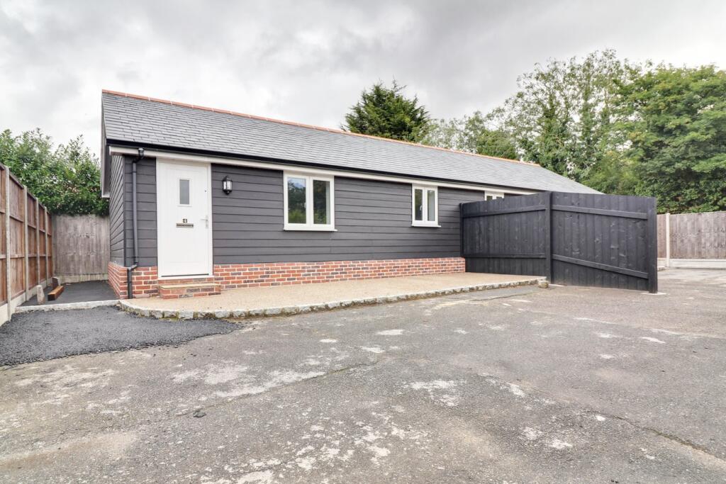 1 bed Apartment for rent in White Roothing. From Wright & Co - Sawbridgeworth