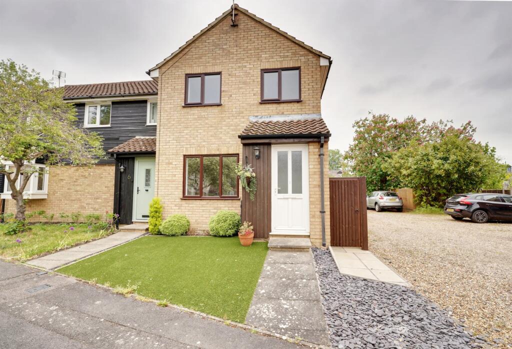3 bed Semi Detached for rent in Sawbridgeworth. From Wright & Co - Sawbridgeworth