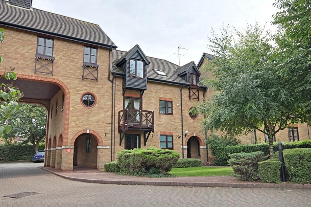 2 bed 1st Floor Flat for rent in Sawbridgeworth. From Wright & Co - Sawbridgeworth
