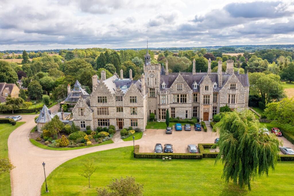 4 bed Apartment for rent in Gilston. From Wright & Co - Sawbridgeworth